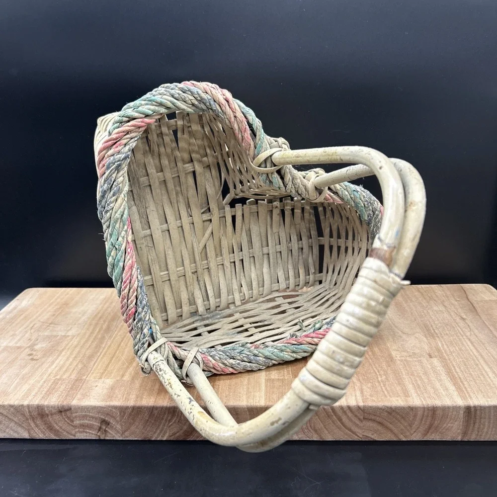 Vintage Heart Shape Woven Wicker Basket Colorful Pastel Rope Accent w/Handle 16